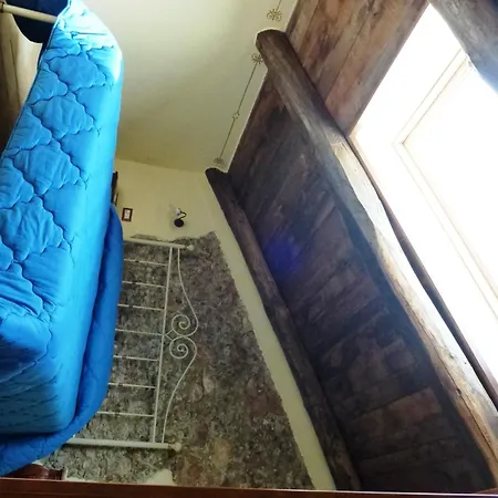 La Casa Di Ely לינה וארוחת בוקר 3*
